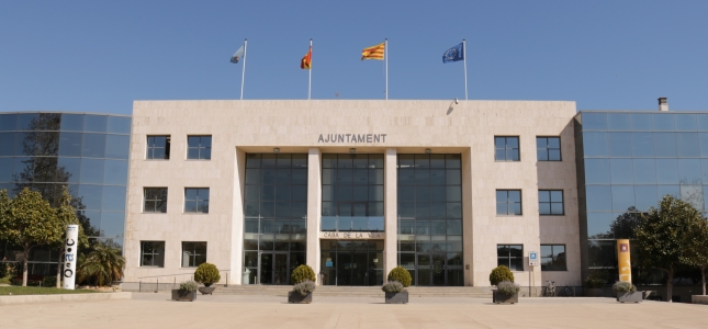 El Ayuntamiento de Cambrils promueve nuevos Planes de Empleo Municipales para personas en paro. El Ayuntamiento de Cambrils promueve nuevos Planes de Empleo Municipales para personas en paro.